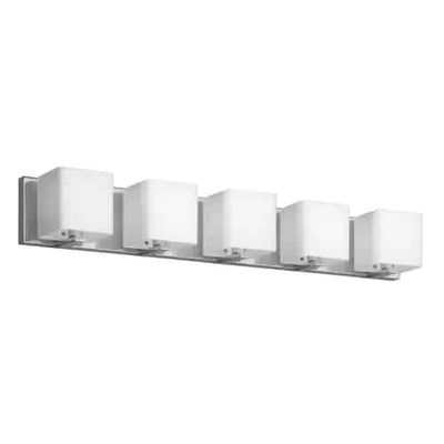Dainolite Verona 5 Light Vanity Light Polished Chrome Finish Frosted Glass Shade Lamp|Lumière de coiffeuse Verona de Dainolite avec abat-jour en verre givré, fini chromé poli et 5 ampoules