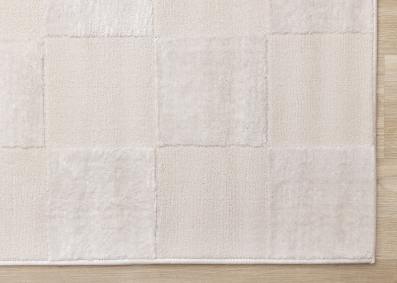 Leonardo White Grey Checkered Area Rug - 6'7\" x 9'6\"