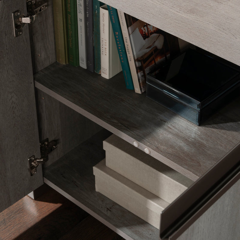 Manhattan Gate Commercial Grade Utility The Brick