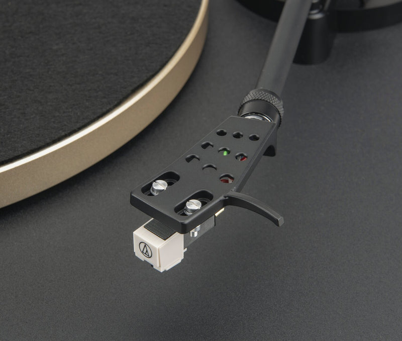 JBL Bluetooth® Spinner Turntable