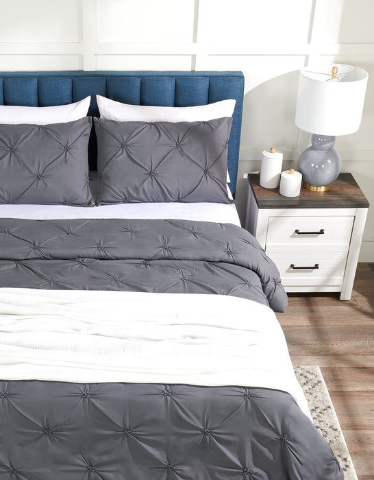 Veranda & Grove 4-Layer King Cotton Blanket - White