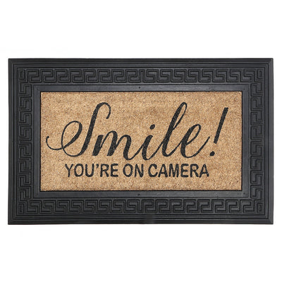Rubber & Coir Smile You're on Camera Floormat|Tapis de plancher « Smile You’re on Camera » en caoutchouc et tapis-brosse