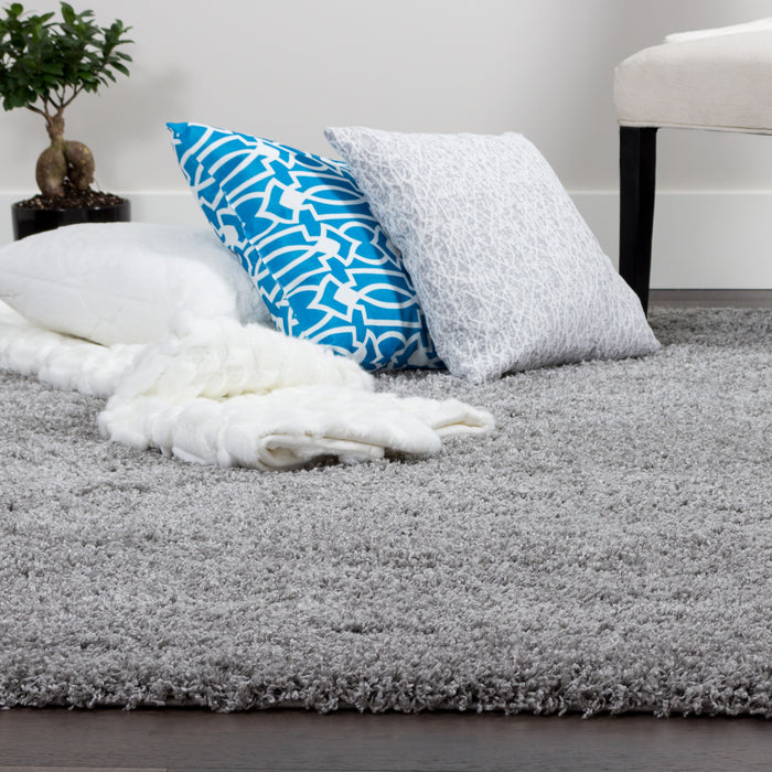 Victoria Light Grey Shag 3 x 5 Area Rug