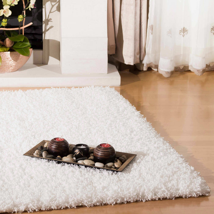 Victoria White Shag 3 x 5 Area Rug