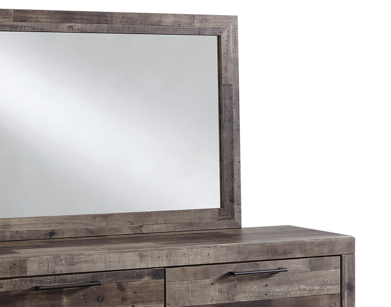 Derekson 5pc Bedroom Set with Panel Bed, Dresser & Mirror, Grey - Queen Size