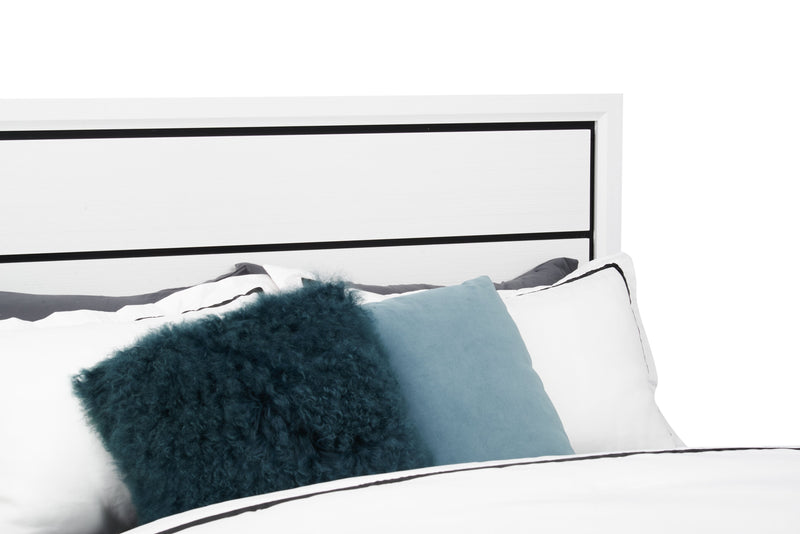 Kate 5pc Bedroom Set with Bed, Dresser & Mirror, White - Queen Size