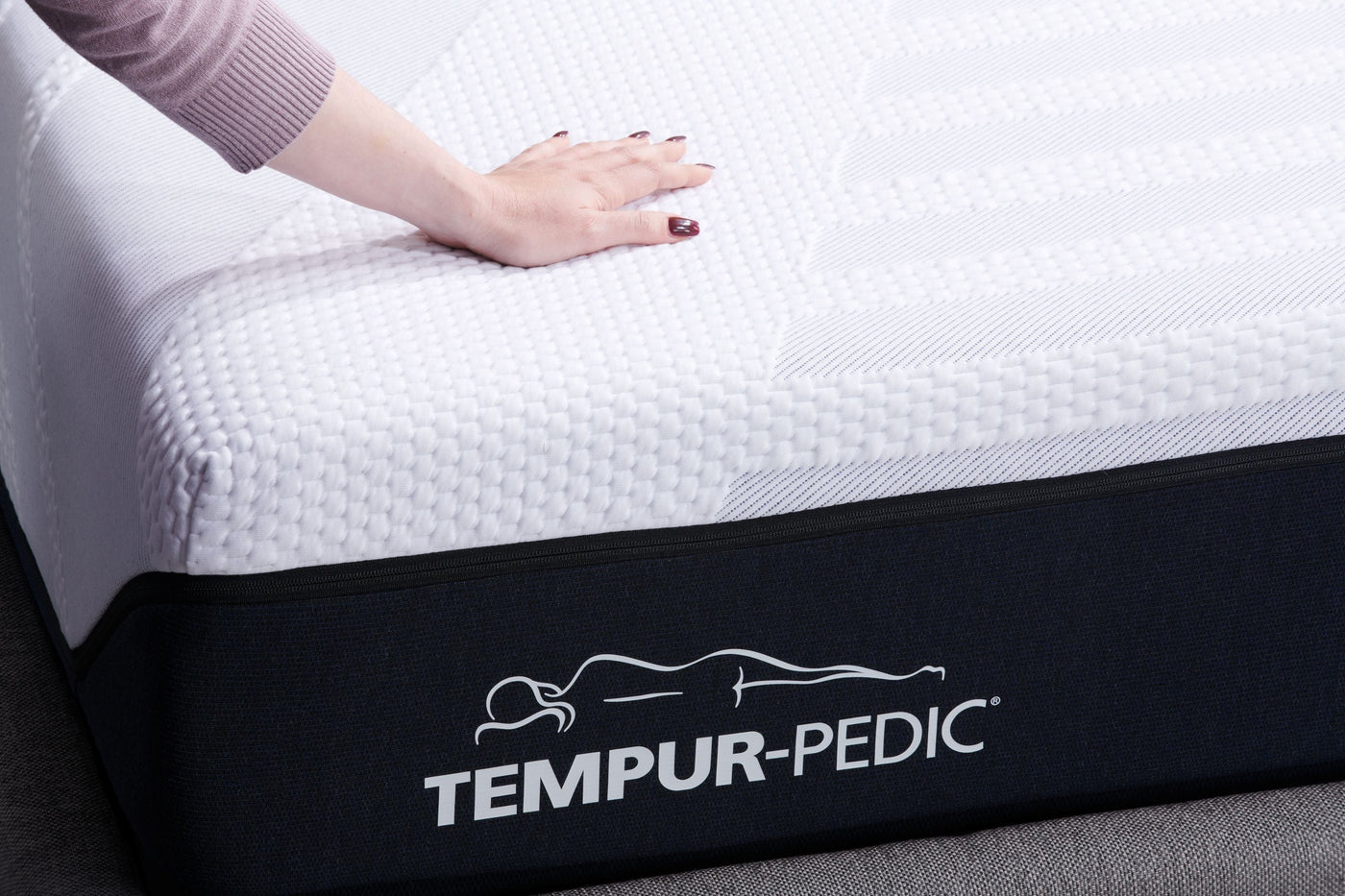 Mattress Pad vs. Mattress Topper: What’s the Difference? | Coussin de matelas ou surmatelas : quelle est la différence?