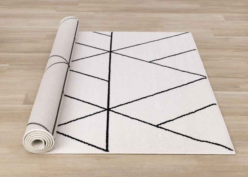 Covington White Black Modern Geometric Trellis Design Rug, 5'3\" x 7'7\" Indoor Area Rug