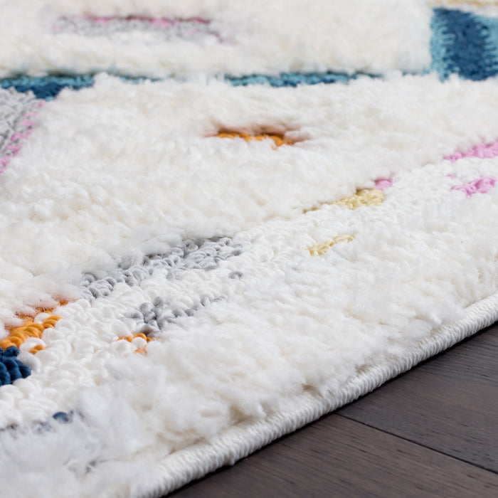 Lola Chevron Shag Area Rug - 2'7\" x 8'