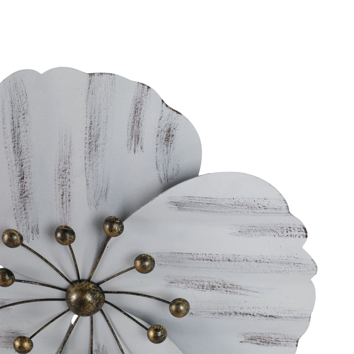 Metal 18\" Wall Flower - White