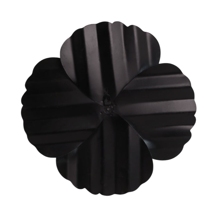 Metal 18\" Wall Flower - White
