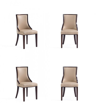 Grand Traditional Wood Upholstered Dining Chair in Tan - Set of 4 | Grand fauteuil de salle a manger traditionnel en bois avec revetement en tissu beige - Lot de 4