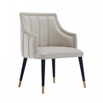Eda Modern Wood Armchair in Light Gray Dining Chair | Fauteuil moderne Eda en bois avec accoudoirs, coloris gris clair