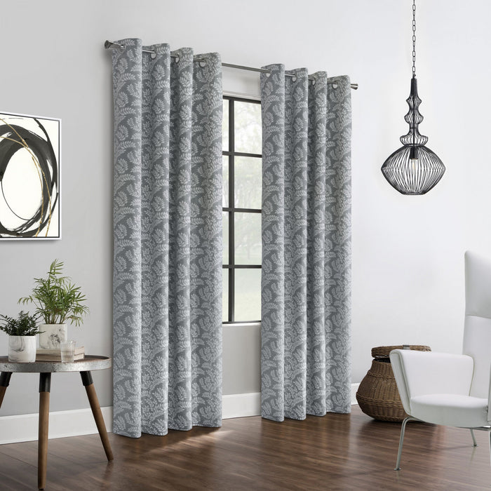 Thermaplus Patricia Silver Blackout Grommet Curtain Panel - 52 x 84