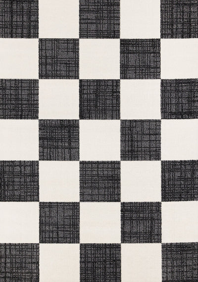 Covington Black White Checkered Pattern Rug, 5'3" x 7'7" Indoor Area Rug | Tapis Covington a Carreaux Noir et Blanc, 5'3" x 7'7"