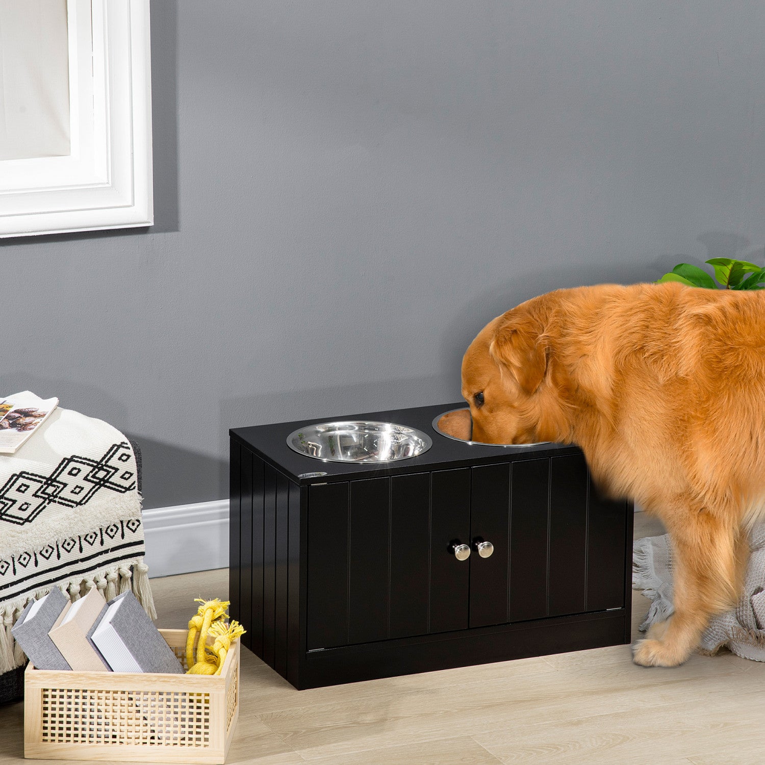 Dog feeding station for 2 dogs hotsell