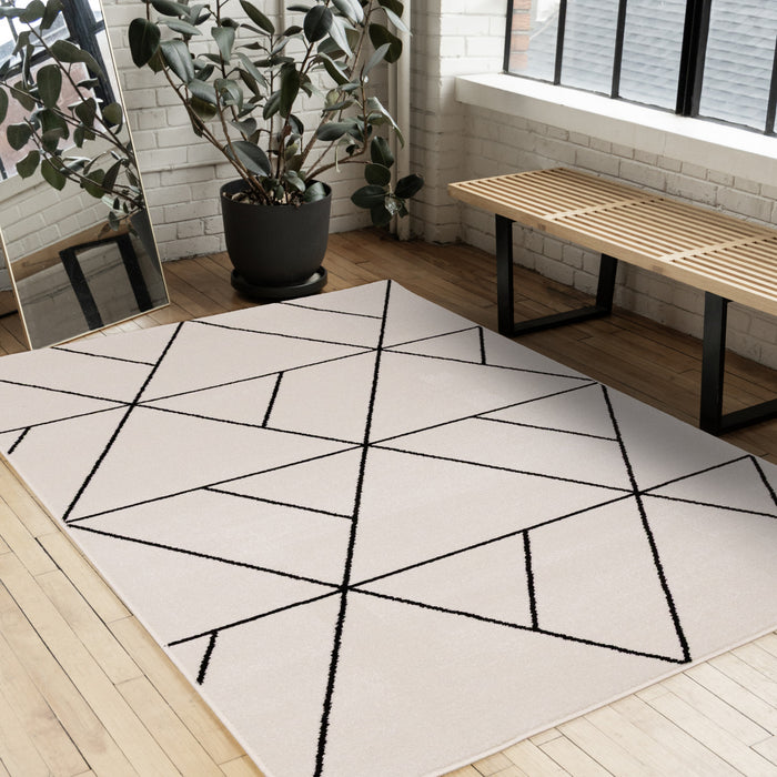 Covington White Black Modern Geometric Trellis Design Rug, 5'3\" x 7'7\" Indoor Area Rug