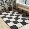 Covington Black White Checkered Pattern Rug, 6'7" x 9'10" Indoor Area Rug | Tapis Covington a Carreaux Noir et Blanc, 6'7" x 9'10"