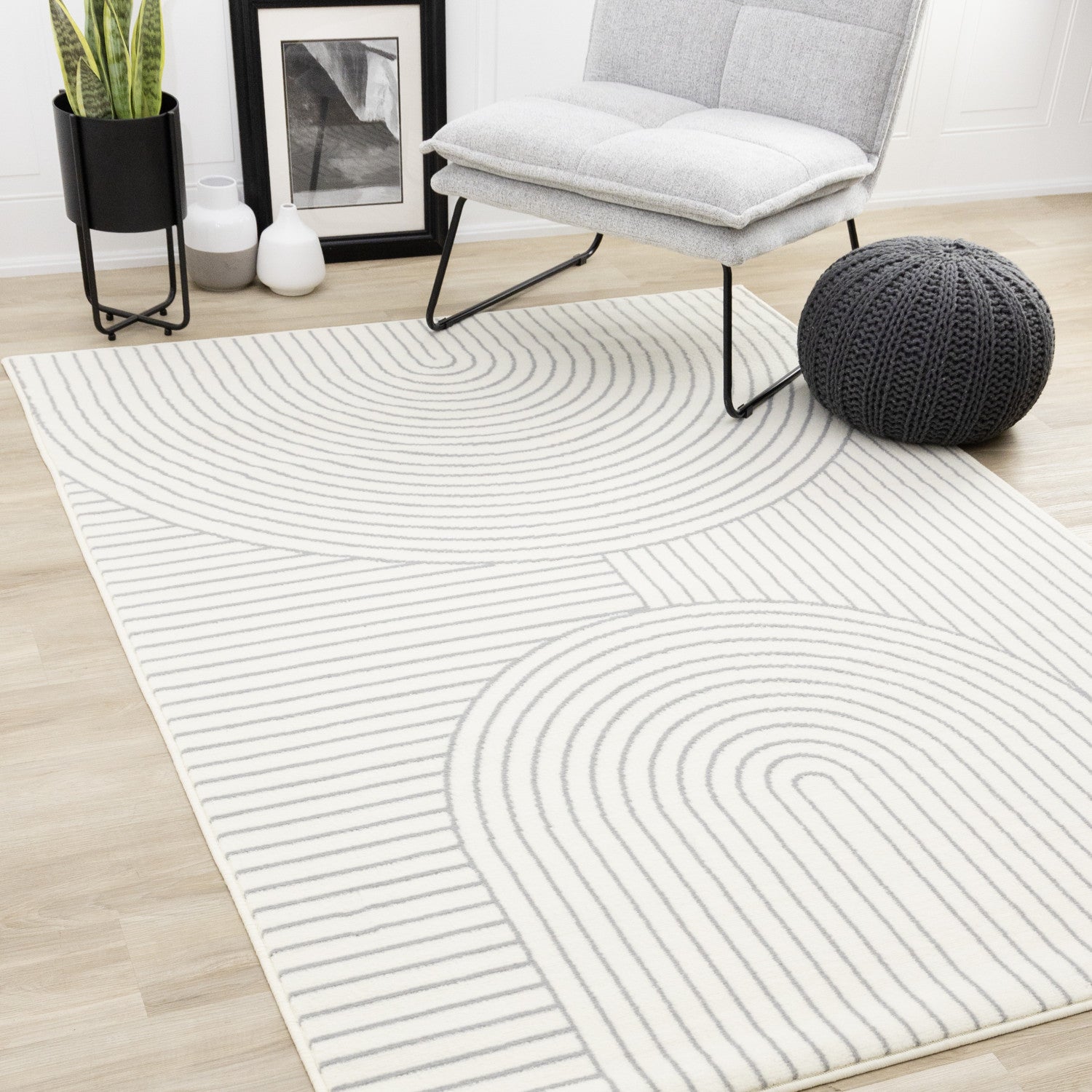 Forte White Grey Curved Arches Indoor Area Rug - 7'9