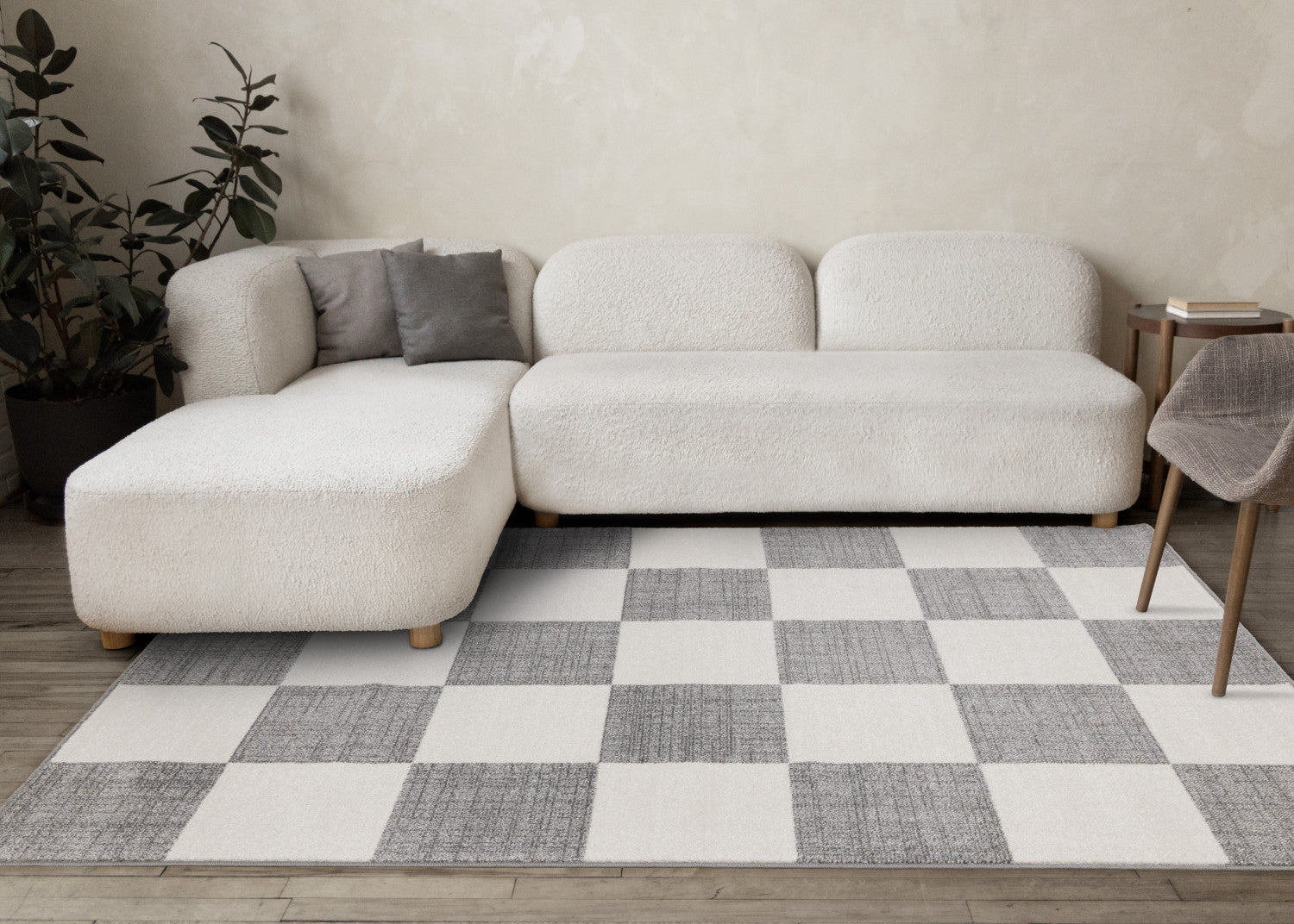 Covington Grey White Checkered Pattern Rug, 5'3