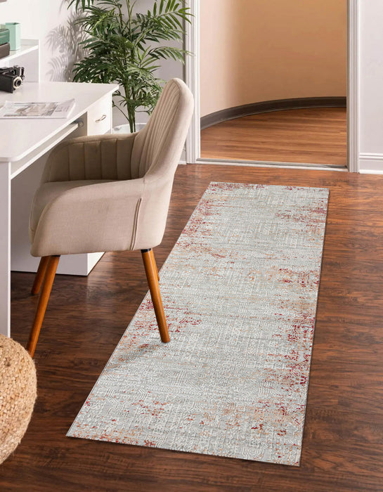 Amber Traditional 2'2\" x 7'7\" Runner Rug in Red Indoor Area Rug