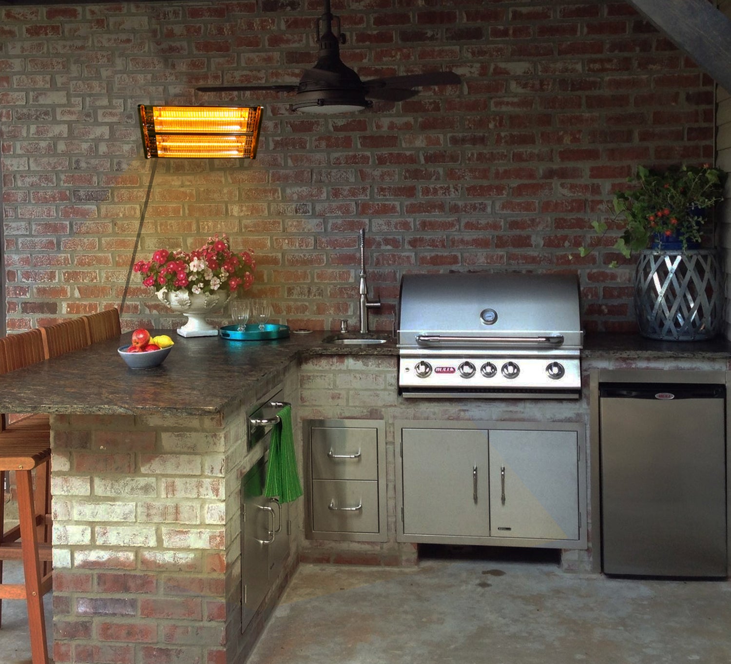 Energ+ Infrared Electric Wall-Mounted Patio Heater - HEA-21531 - The Brick