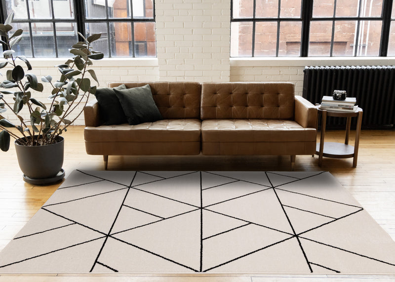 Covington White Black Modern Geometric Trellis Design Rug, 5'3\" x 7'7\" Indoor Area Rug
