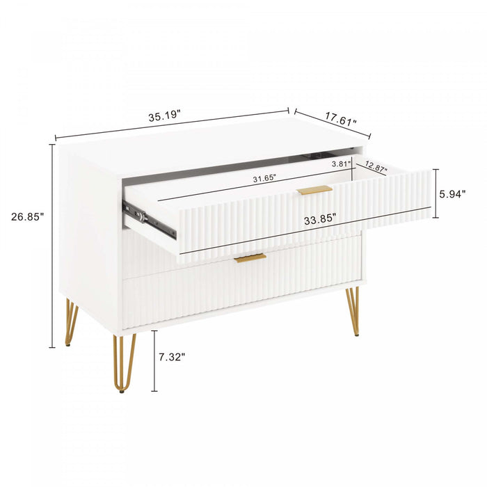 Dumbo Modern 35\" Fluted Dresser in White (3-Drawer)