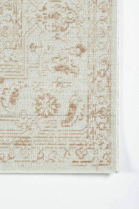 Maude Traditional 7'10\" x 10'6\" Area Rug in Brown Indoor Area Rug