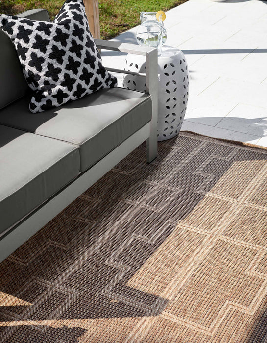 Dune Transitional 5'3\" x 7'7\" Area Rug in Ivory Indoor Area Rug