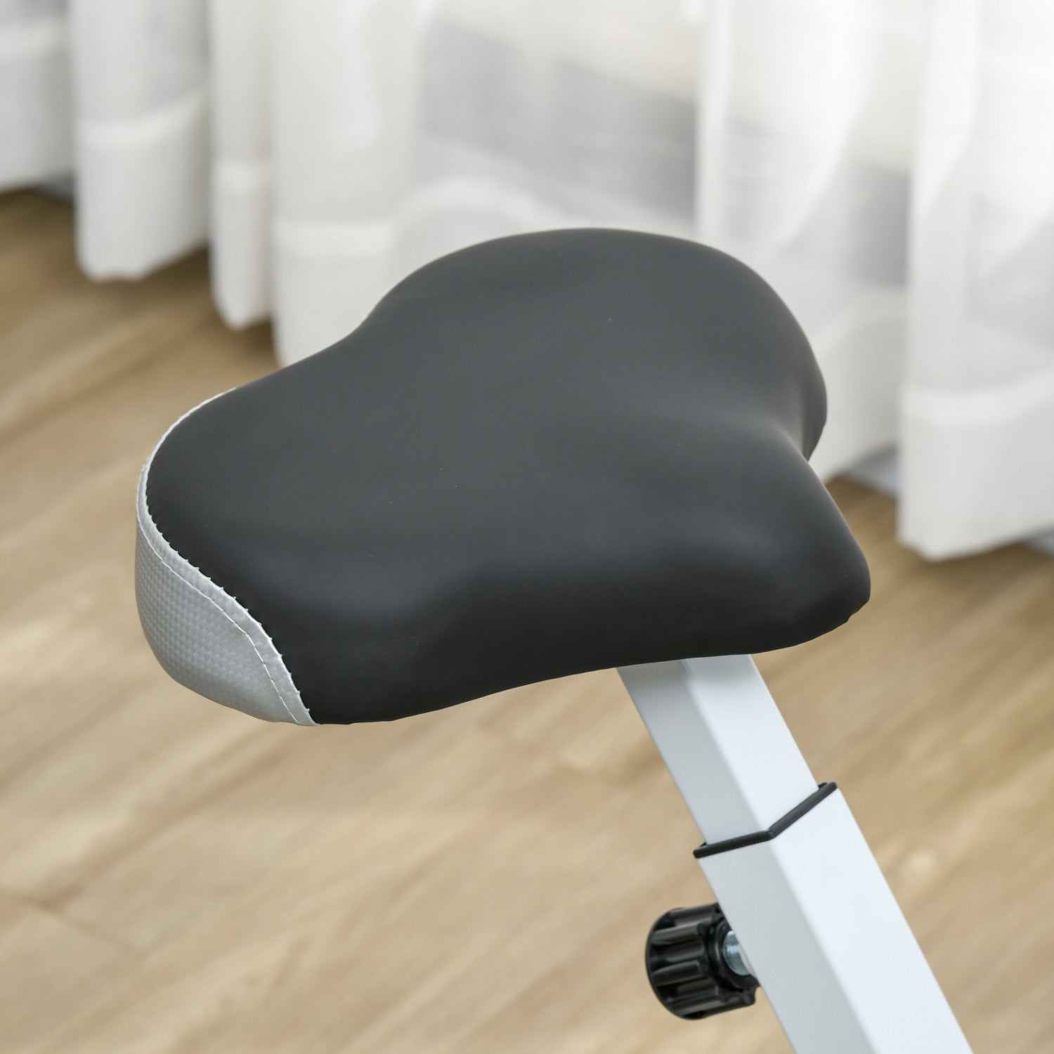 NEXGIM  D7552 Soozier Foldable Exercise Bike With 8-level Resistance And