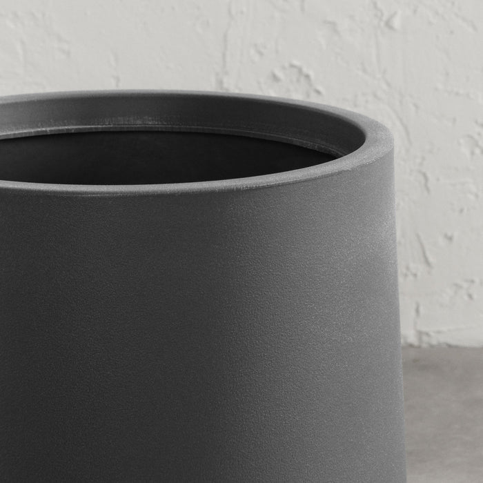 Dalya 16\" Planter - Dark Grey