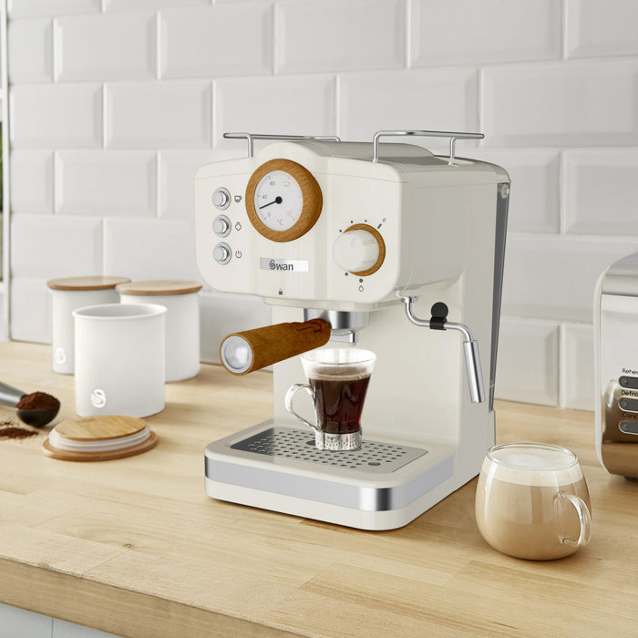 Salton Swan Nordic Pump Espresso Machine - SK22111WHTN