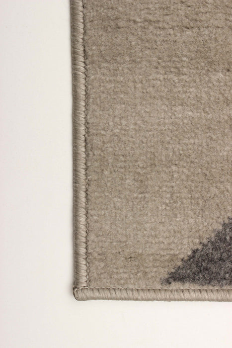 Bianca Grey Area Rug - 5'0\" x 8'0\"