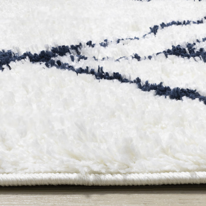 Taylor Diamonds Shag Area Rug - 5'3\" x 7'7\"