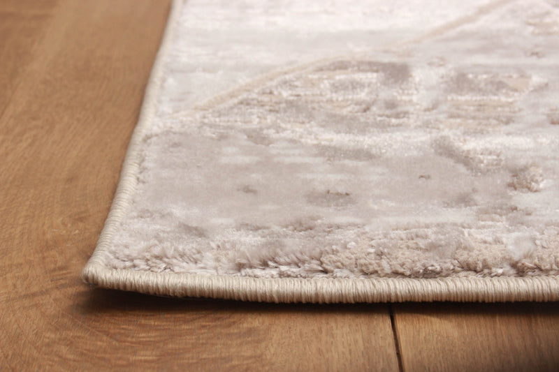 Vivian Ivory Area Rug - 8'0\" X 10'0\"  