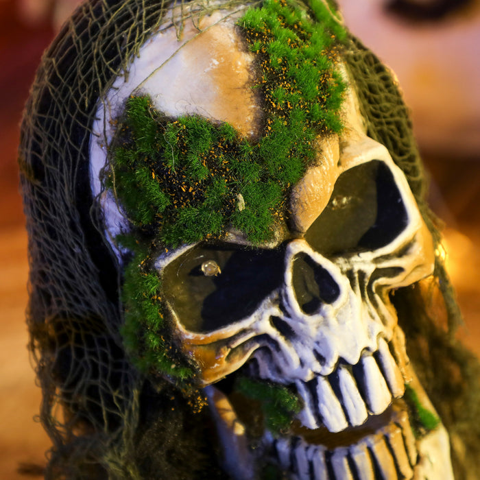 Outsunny Halloween Animated Skeleton, Half-body Scary Halloween Decorations