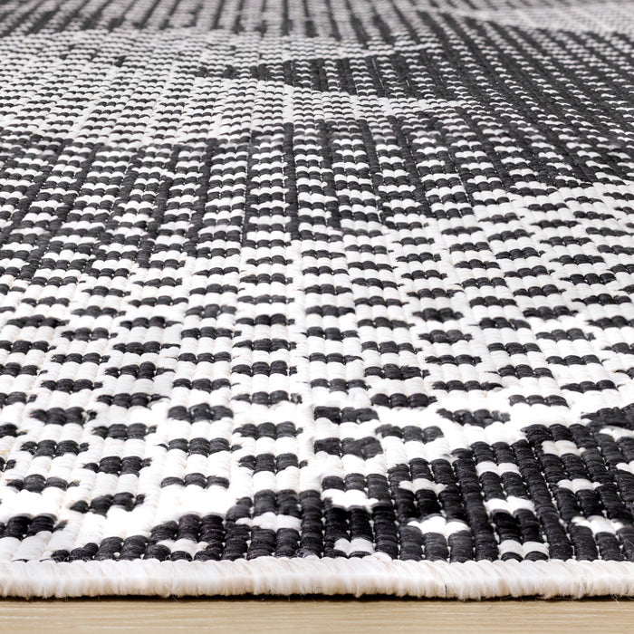 Brooke Two-Sided Chevron Outdoor Area Rug - 7'10\" x 11'2\"