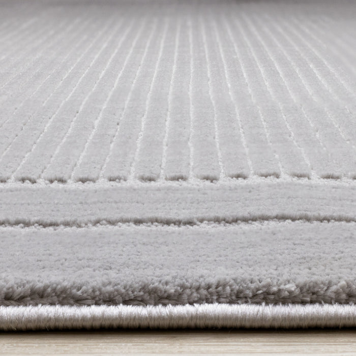 Ellie High-Low Textured Soft Polyester Grey Border Area Rug - 5'3\" x 7'7\"
