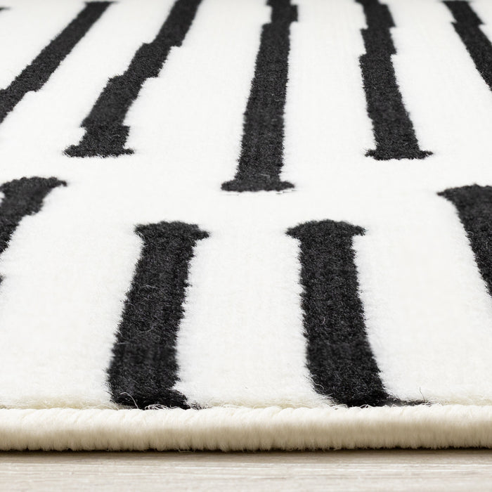 Forte Black White Stripes Area Rug - 6'7\" x 9'6\"