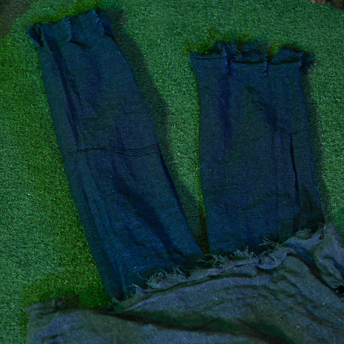 Homcom 62\" Outdoor Halloween Decoration Crawling Zombie, Sound Activated