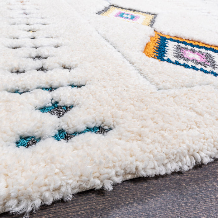 Lola Diamond Motif Shag Area Rug - 2'7\" x 8'