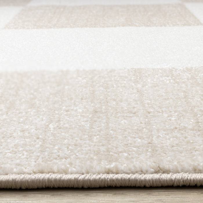 Covington Modern Checkered Indoor Area Rug - 5'3\" x 7'7\"