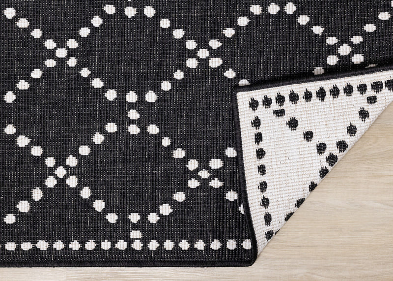 Brooke Reversible Diamonds Indoor/Outdoor Area Rug - 5'3\" x 7'7\"