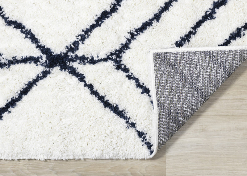 Taylor Diamonds Shag Area Rug - 5'3\" x 7'7\"