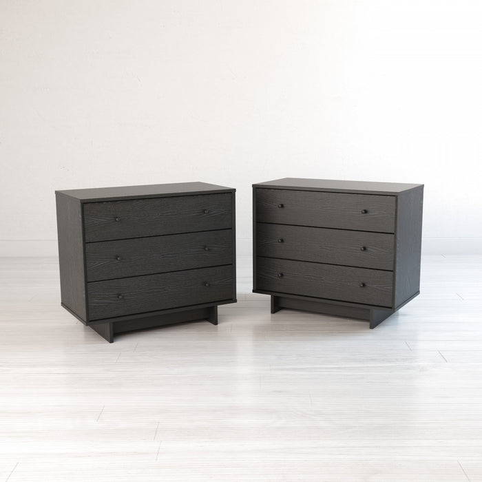 Finnley 3-drawer Nightstand - Black Oak