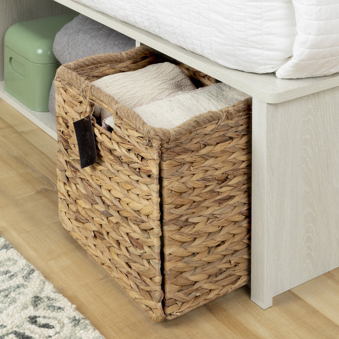 Avilla Storage Platform Bed With Wicker Baskets - Winter Oak 