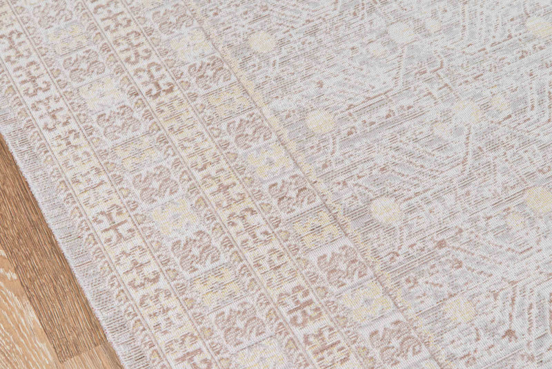 Valeria Traditional 7'10\" x 10'6\" Area Rug in Grey Indoor Area Rug