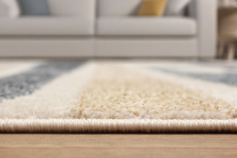 Axel Ivory Area Rug - 5'0\" X 8'0\"   