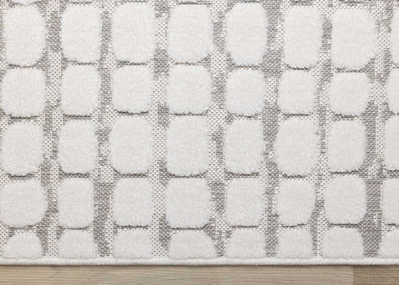 Oslo White Great Pebble Patterned Rug, 6'7\" x 9'6\" Indoor Area Rug
